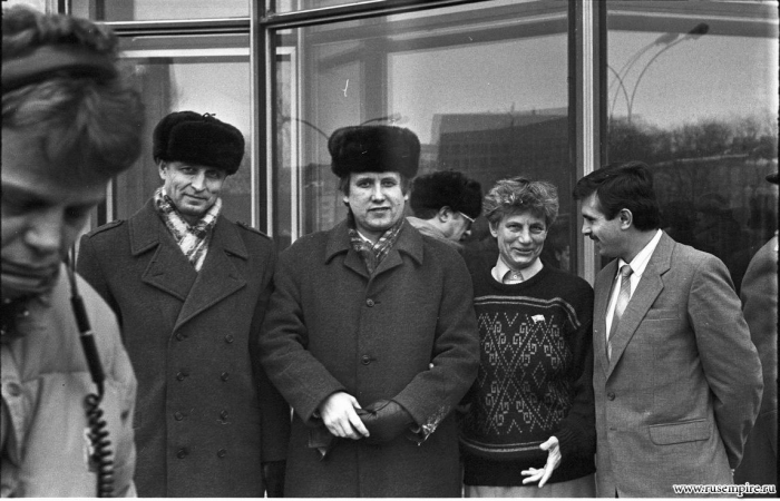 Фотографии со Съездов Народных Депутатов РСФСР