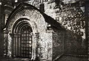 Портал южного притвора Георгиевского собора в Юрьеве-Польском. 1234 г. Владимиро-суздальское зодчество