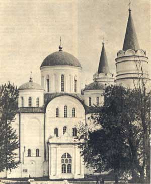 Спасский собор в Чернигове; построен князем Мстиславом Владимировичем в 1036 г.