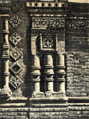 Каменное узорочье. Фрагмент. Церковь Богоявленья. 1684 — 1693. Ярославль